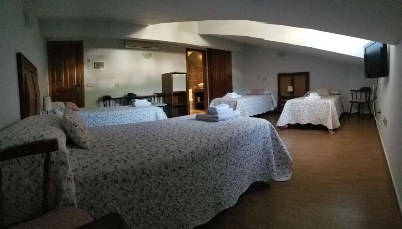 Posada Trastamara Piedralaves Ngoại thất bức ảnh